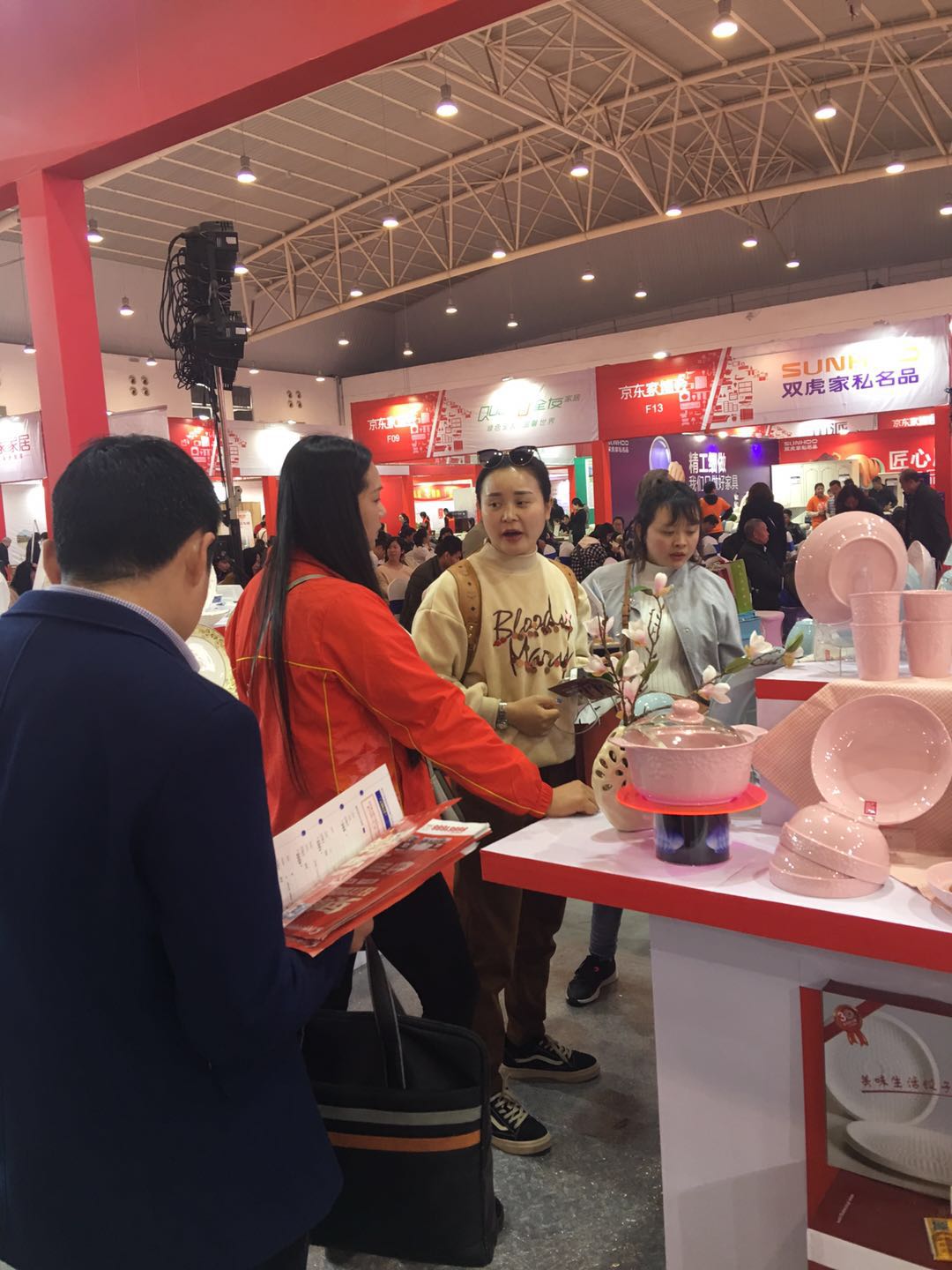 京东家博会，皇家荣耀官网强势来袭